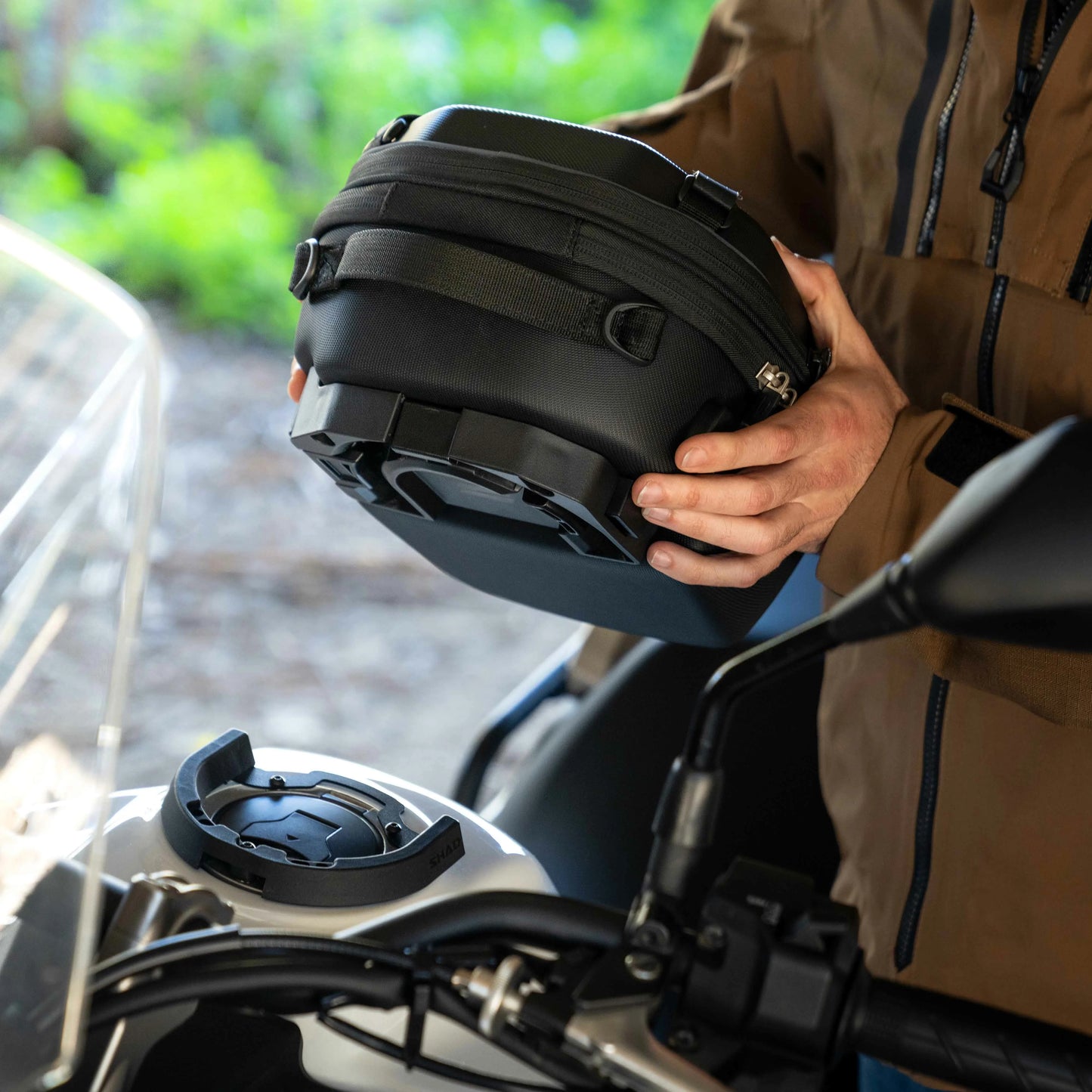 E09CL Pro - Click System Tank Bag