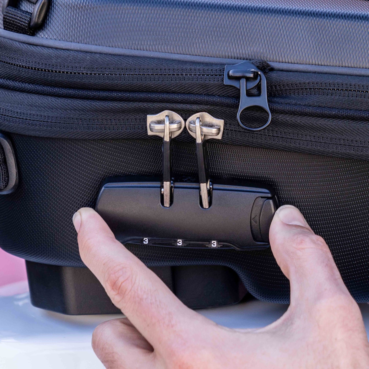 E09CL Pro - Click System Tank Bag