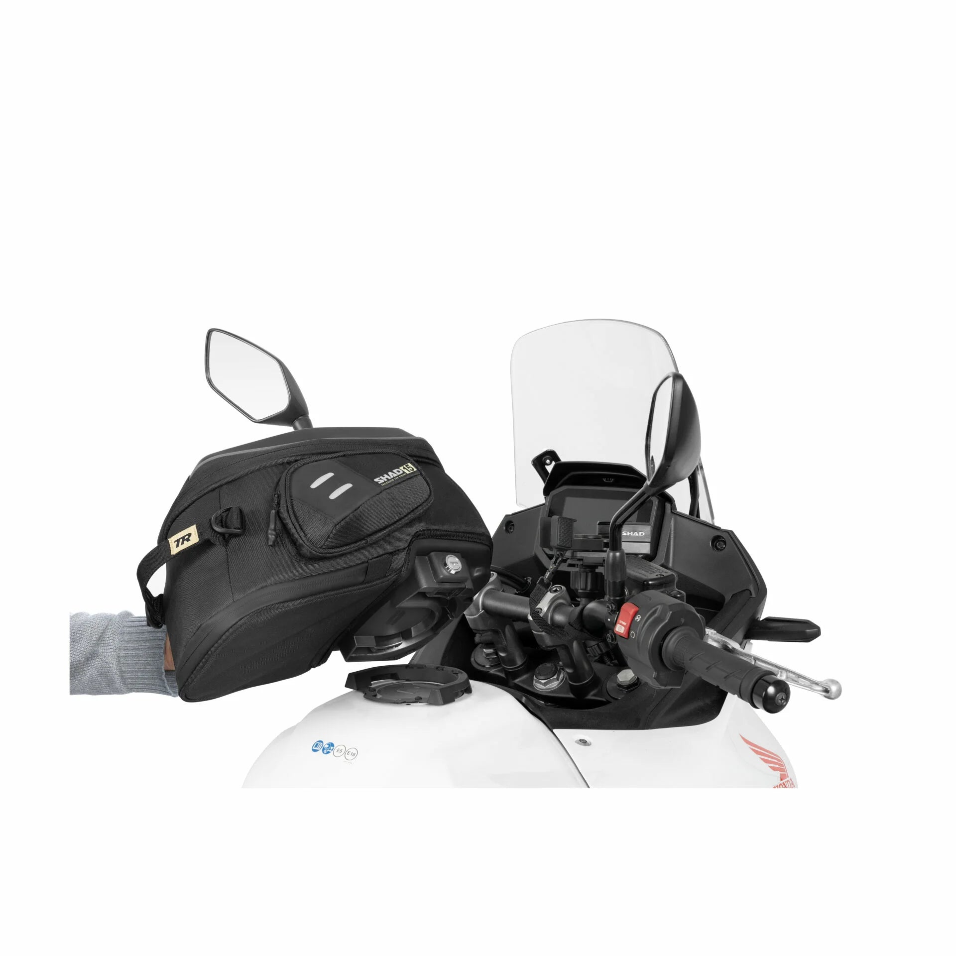 Kove 800 X Pro Adventure Click System Fitting – Shad Canada Kove 800 X Pro Adventure Click System Fitting – Shad Canada
